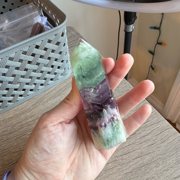 Green and Purple Crystal Tower Feather/Snowflake Fluoride - Picture 1 of 7